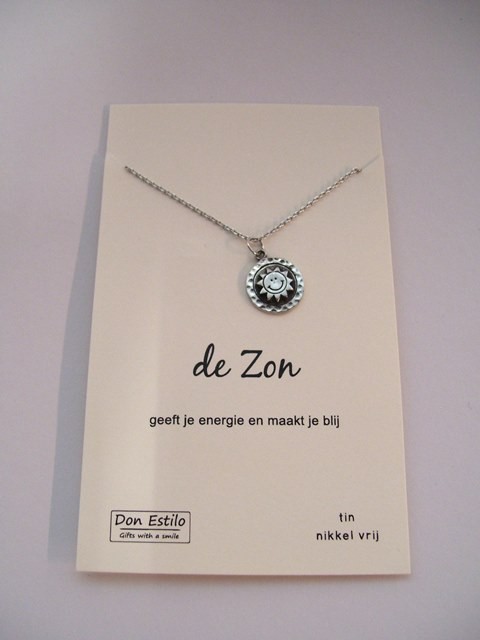 Zon hanger aan ketting - tin
