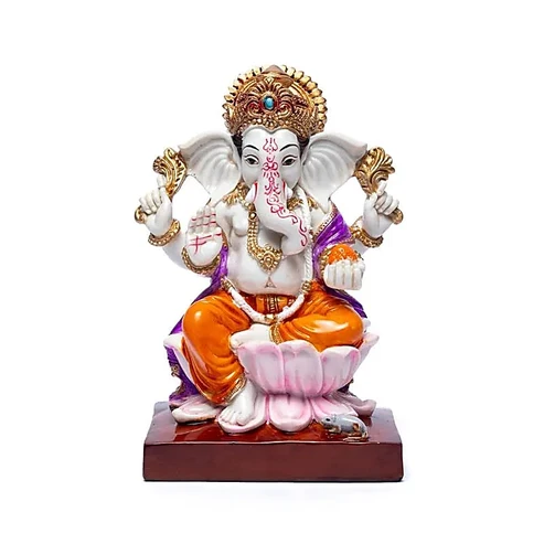 99980 - Ganesha op lotustroon