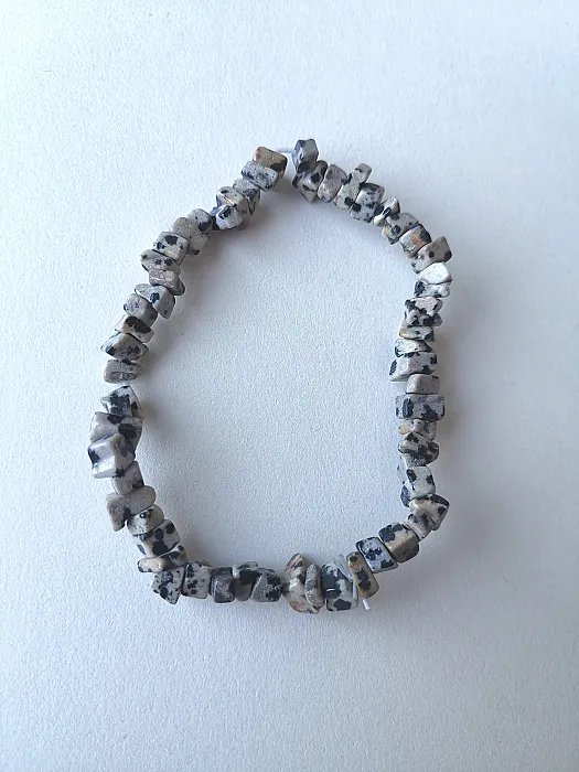 Splitarmband met dalmatiër-jaspis